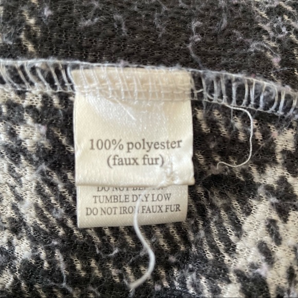 Dylan Cozy Plaid Sherpa Button Up Jacket Black/White Sold on Evereve Size XS - Picture 13 of 13